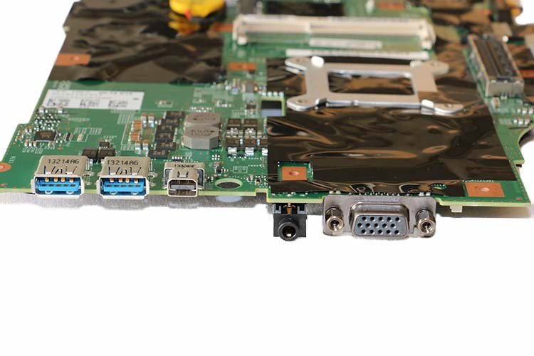 Lenovo NZM4H-7 Anakart: Quadro NVS Ekran Kartlı Model Seçimi anakart görsel 4
