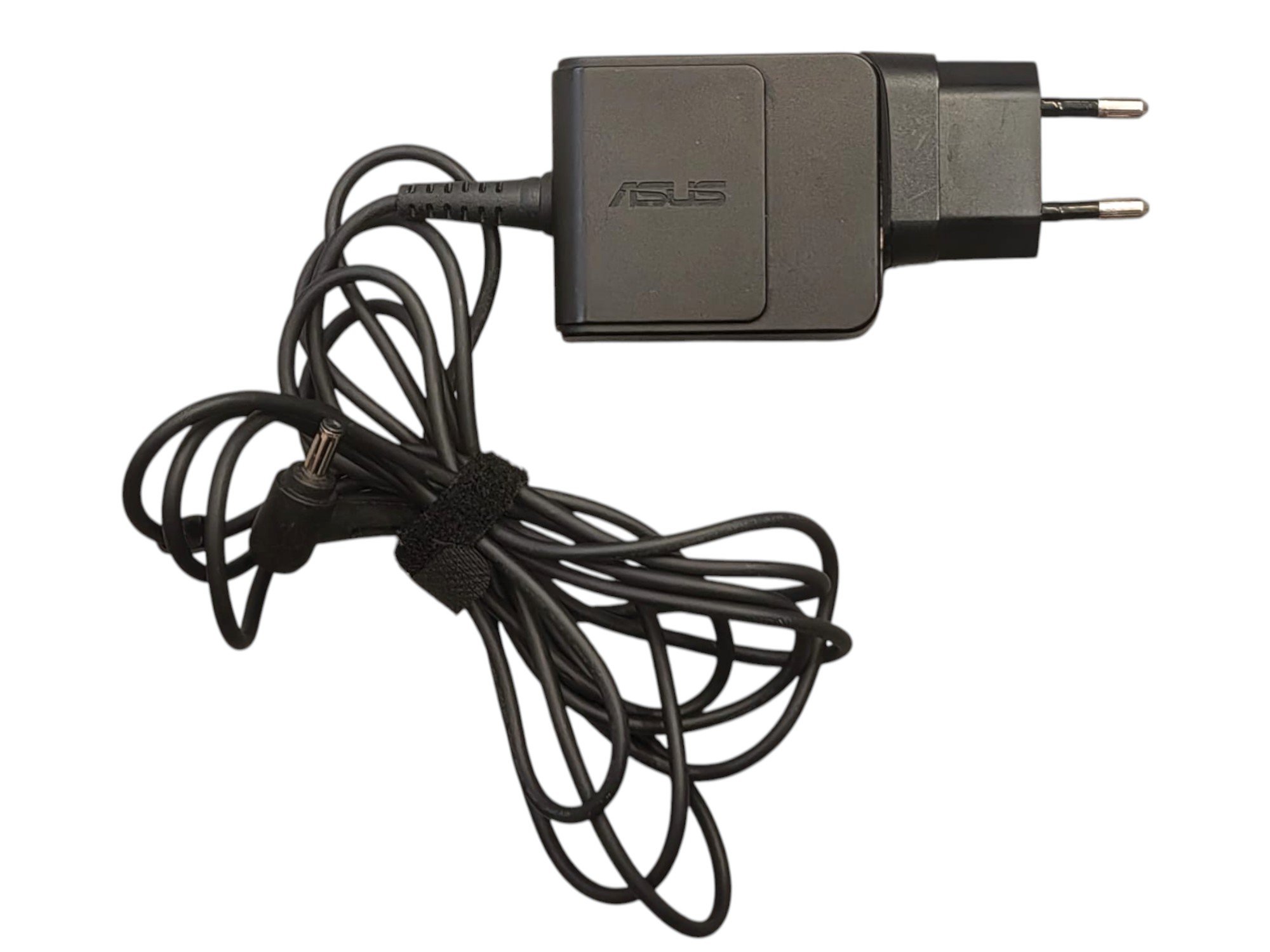 ASUS 45W Orijinal Adaptör 19V 2.37A 4.0x1.35mm AD891M21