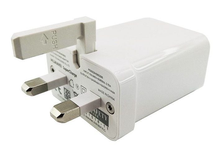 Huawei Onur 8 Onur 9 SuperCharge 5V 2A ingiliz Priz USB Girişli Adaptör Şarj Aleti Beyaz