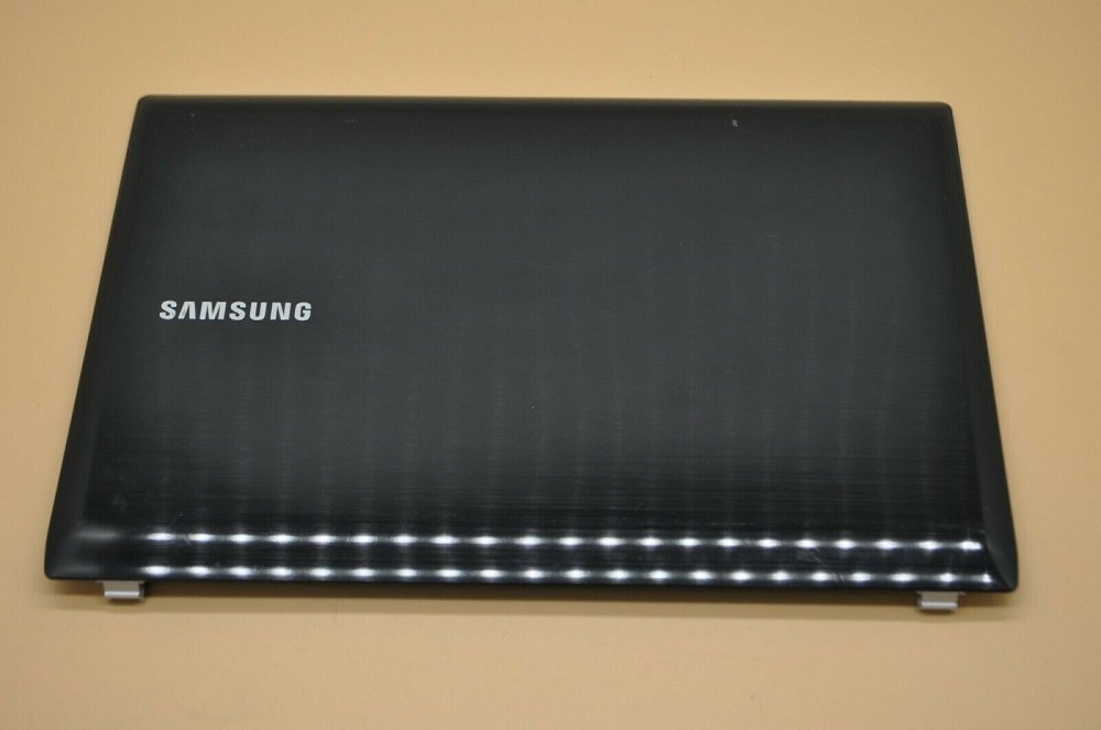 Samsung NP-Q330 Q330 Ekran Arka Kasası Lcd Cover BA75-02570B